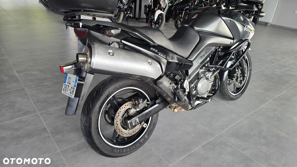 Suzuki V-STROM - 34