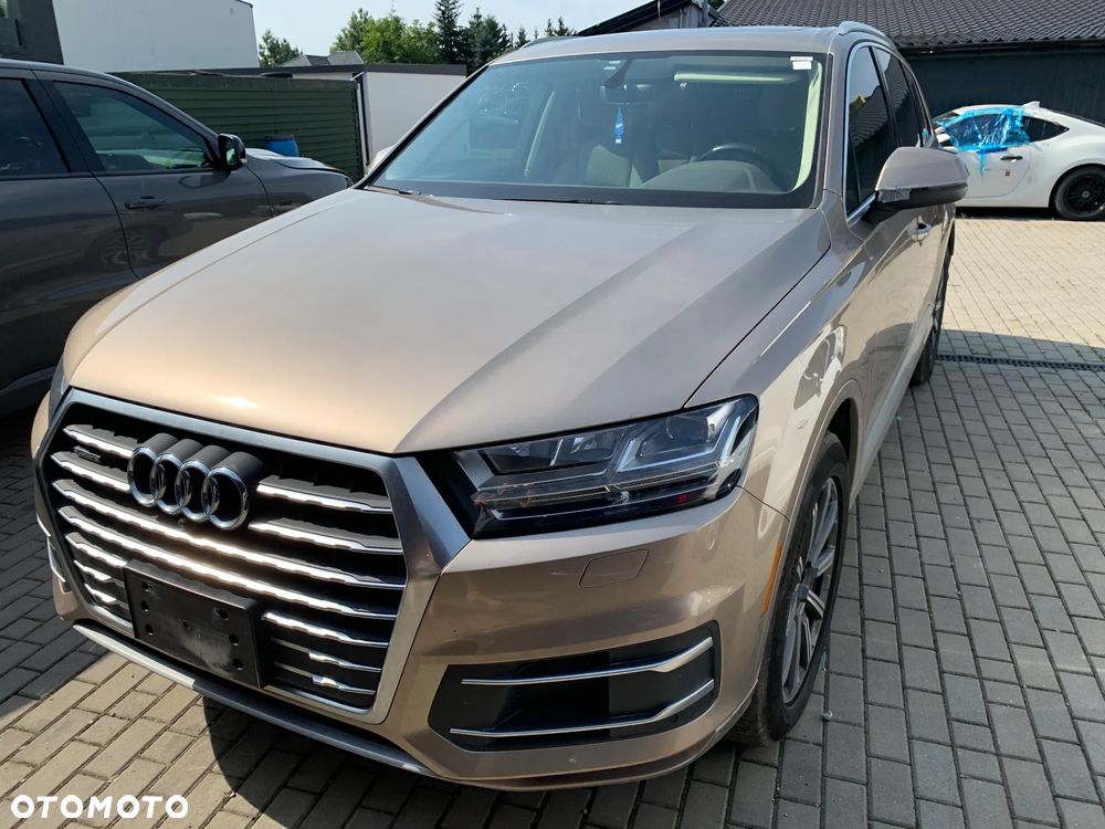 Audi Q7 3.0 TFSI Quattro Tiptronic - 6