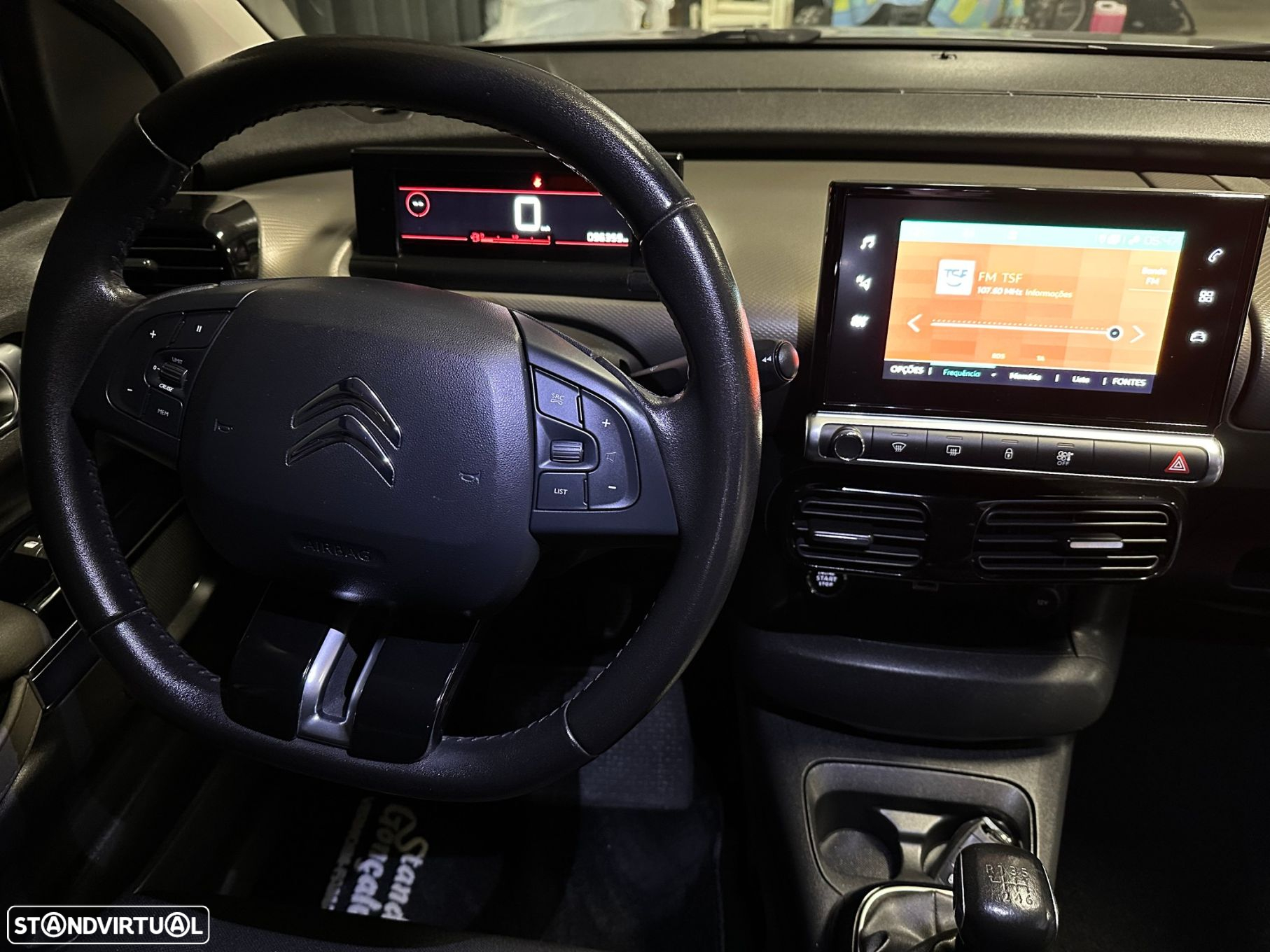 Citroën C4 Cactus 1.2 PureTech Shine - 13