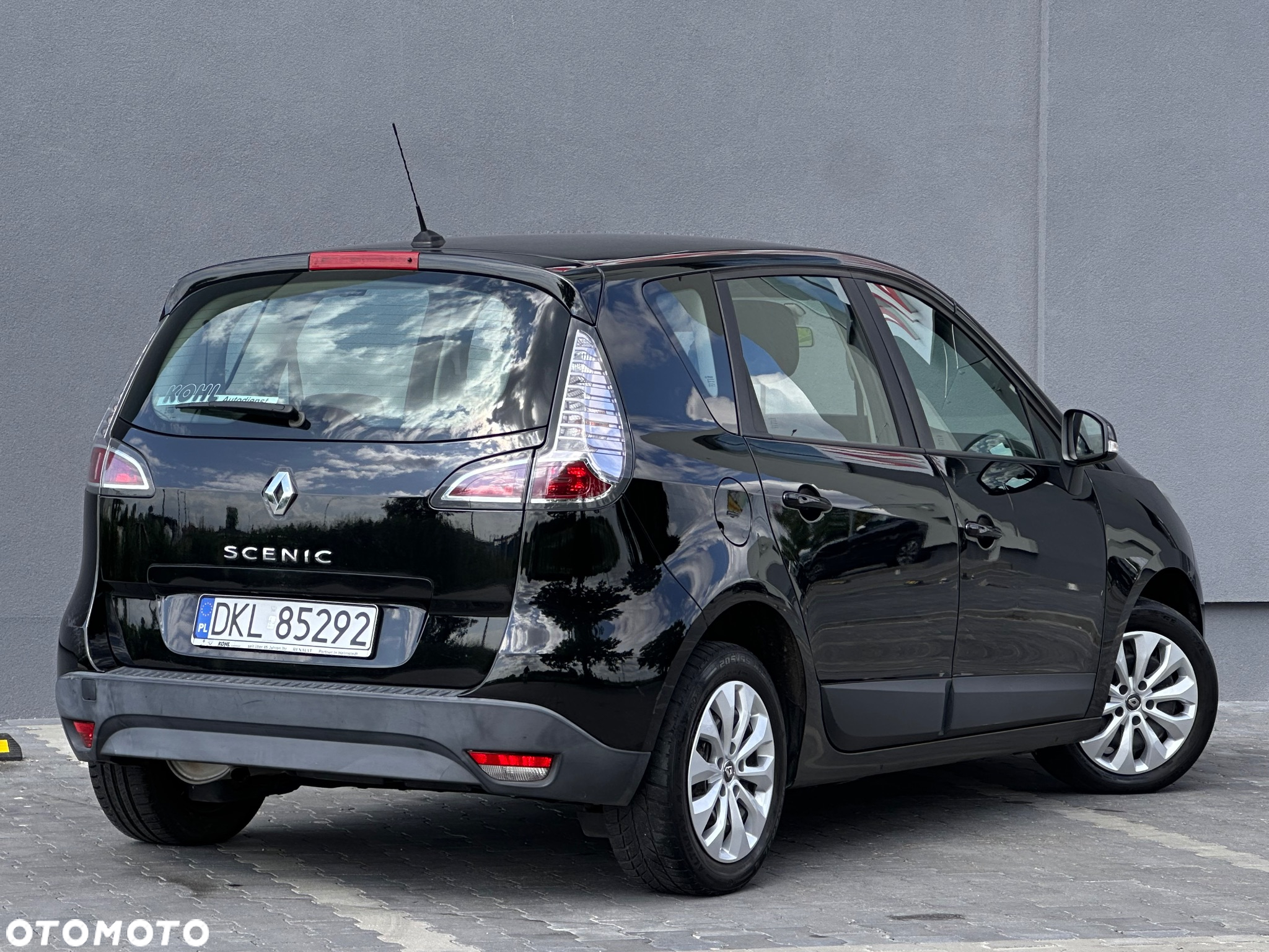 Renault Scenic 1.6 16V 110 Dynamique - 3