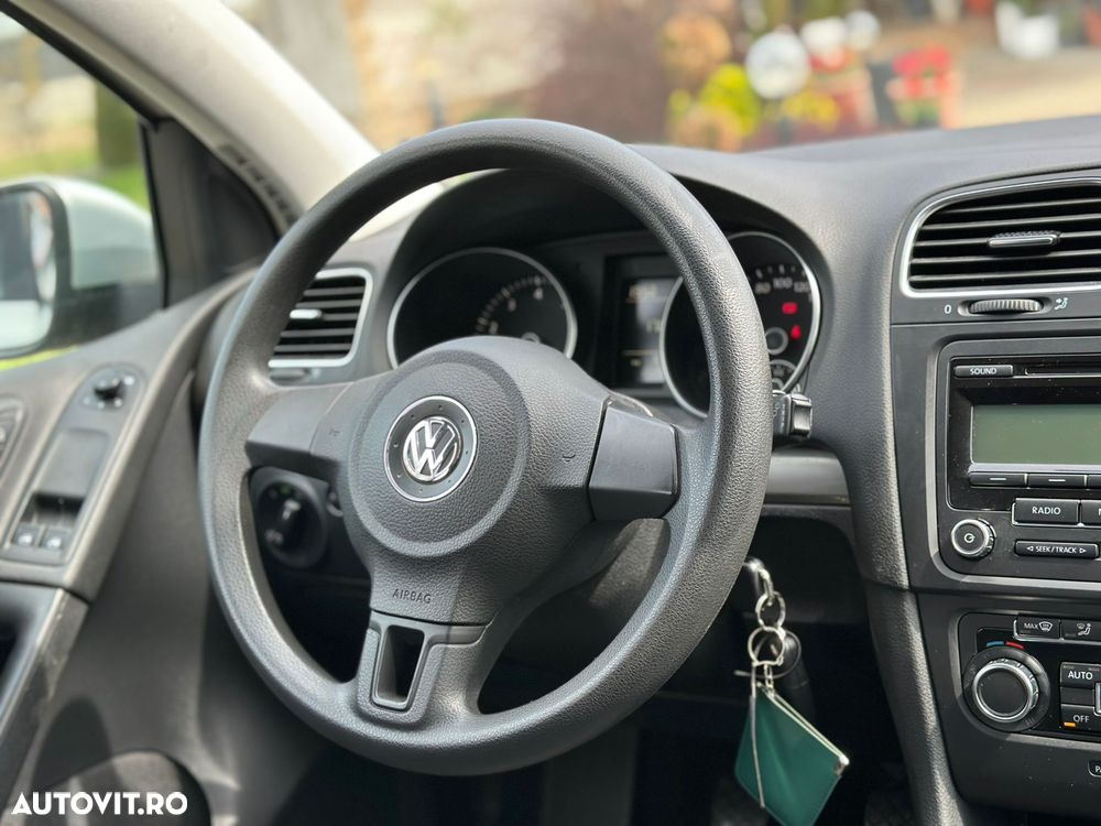 Volkswagen Golf 1.4 Team - 11