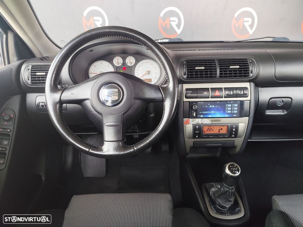 SEAT Leon 1.9 TDI FR - 11