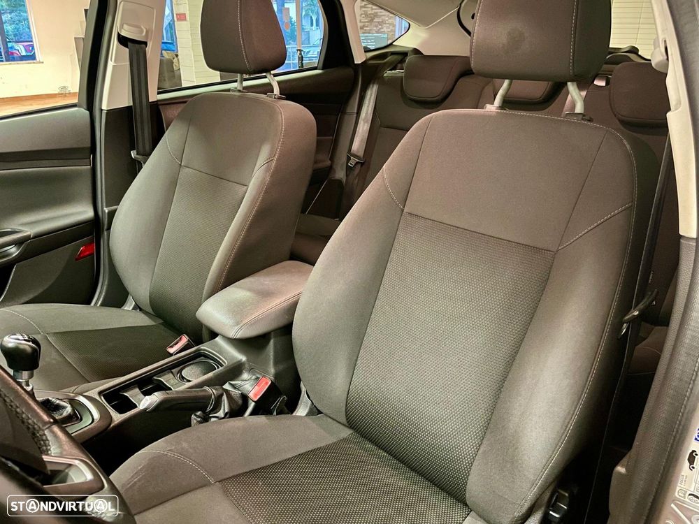 Ford Focus 1.5 TDCi Trend+ - 26