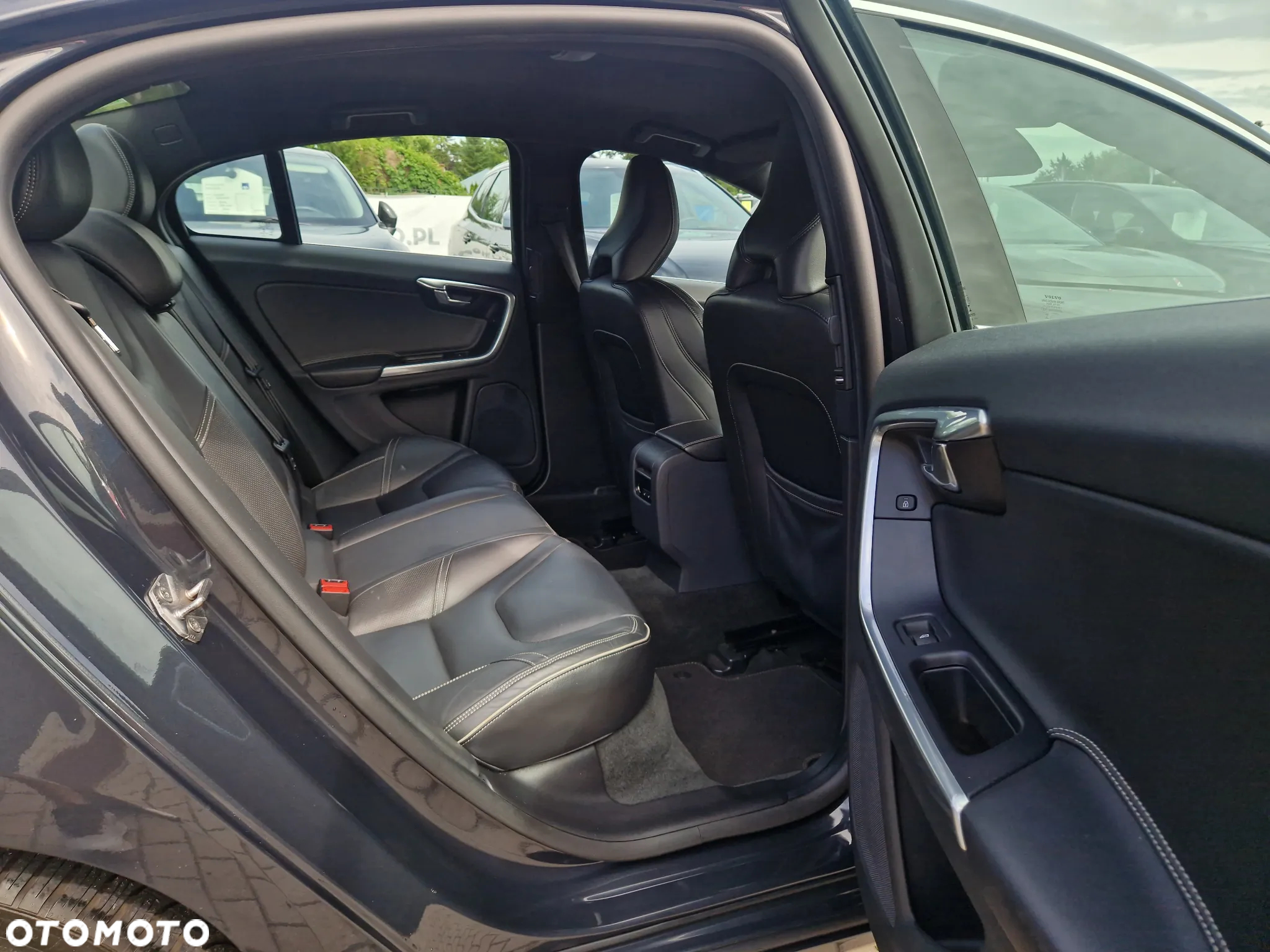 Volvo S60 T5 Drive-E R-Design Summum - 31
