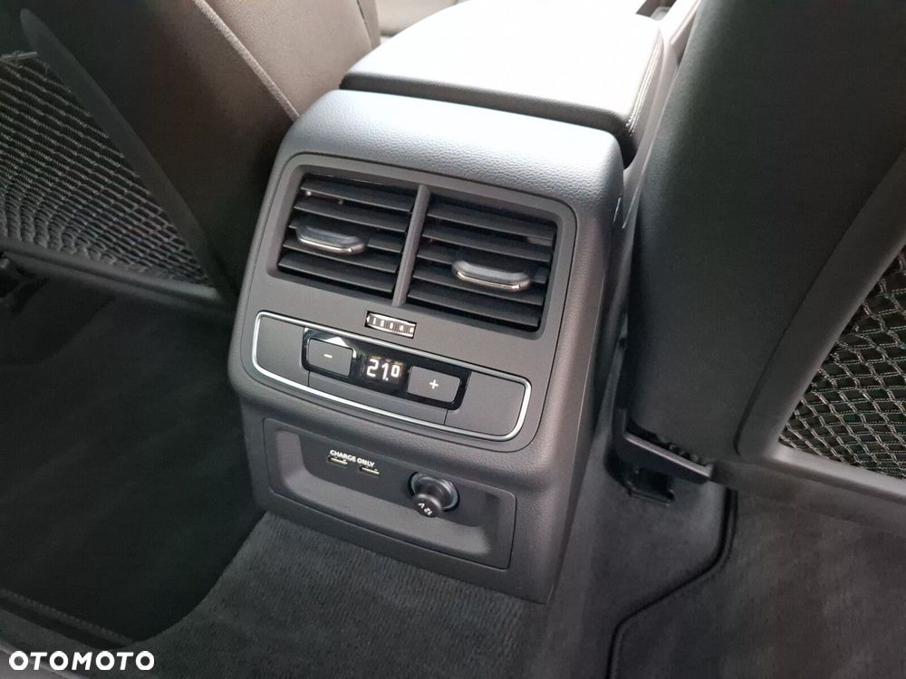 Audi A4 Avant - 22