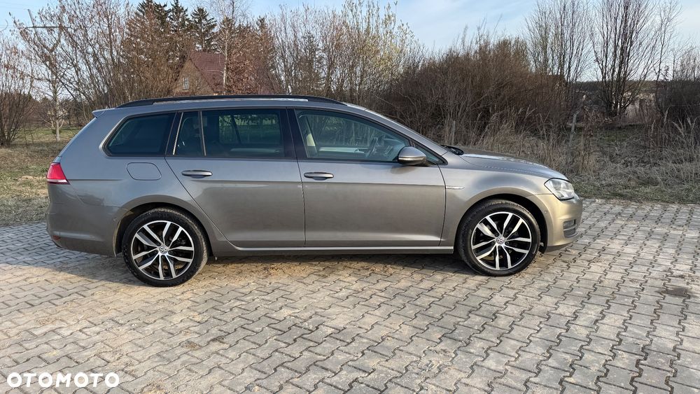 Volkswagen Golf 2.0 TDI BlueMotion Technology Cup - 7