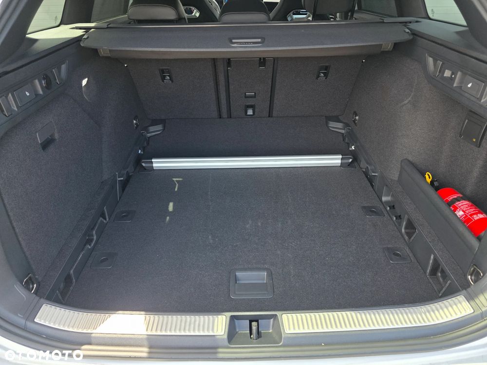 Volkswagen Passat - 28