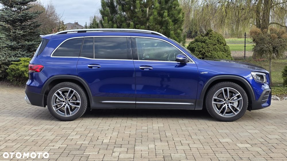 Mercedes-Benz GLB - 4