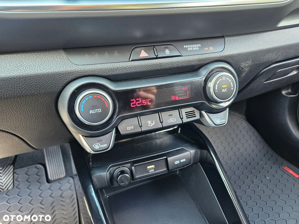 Kia Stonic 1.0 T-GDI L - 23