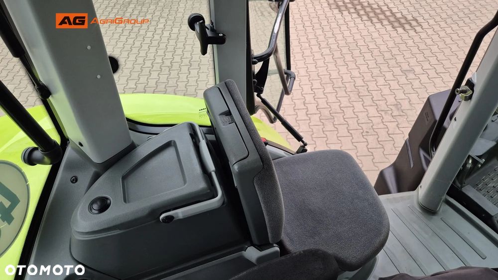 Claas Arion 620 CIS 2016R - 16