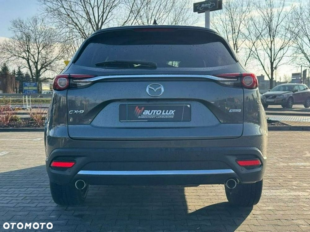 Mazda CX-9 - 16