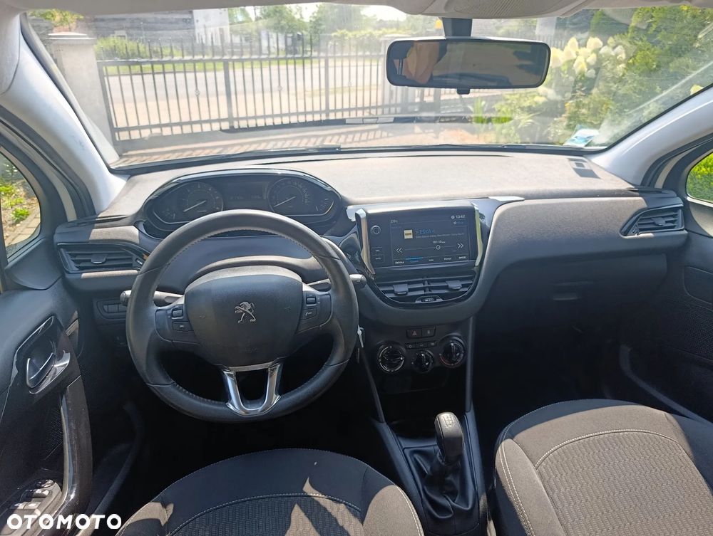 Peugeot 208 BlueHDi 100 Active - 8
