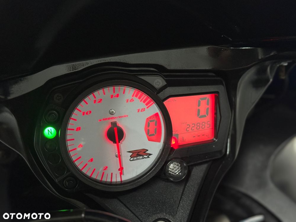 Suzuki GSX-R - 20
