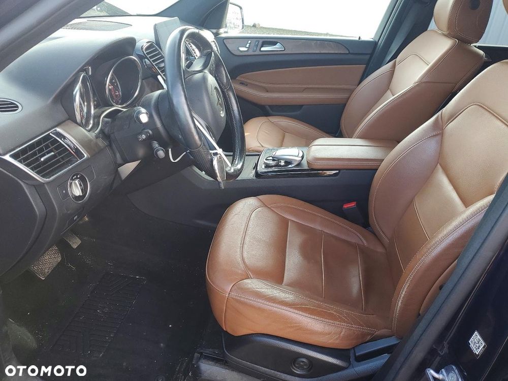 Mercedes-Benz GLE - 6