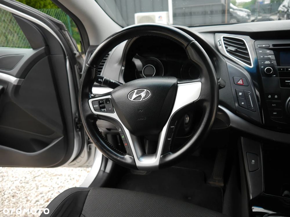Hyundai i40 Kombi 1.6 Trend - 8