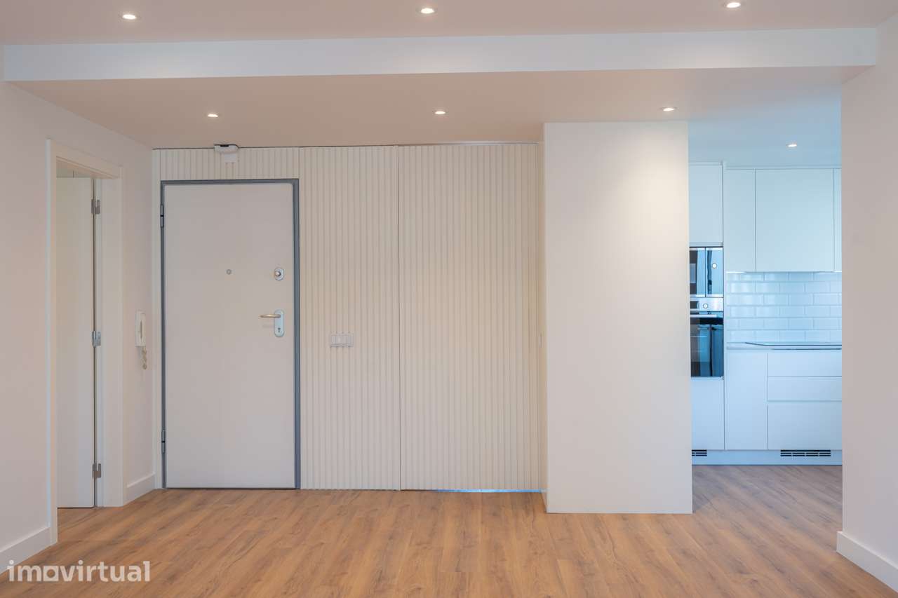 Apartamento T3 totalmente remodelado em Coimbra (Coimbra Shopping) - Grande imagem: 5/16