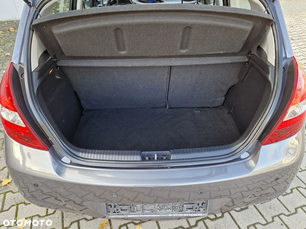 Hyundai i20 1.25 Comfort - 17