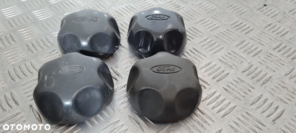 Ford Ranger III 2.5 Dekielek Kołpak - 2