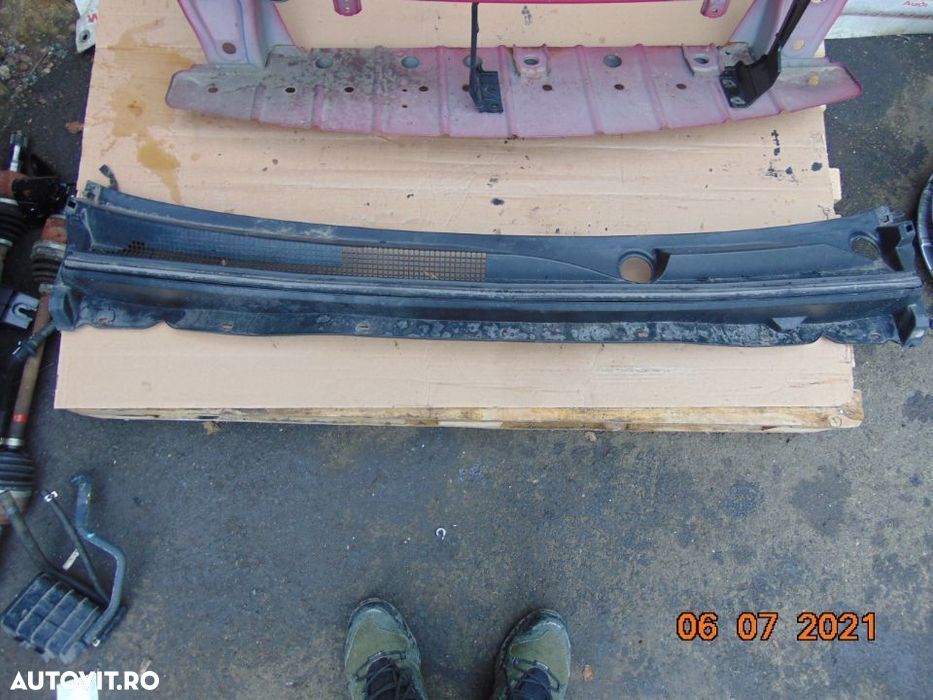 Grila Stergatoare mitsubishi Space Star 2015 Hatchback Rosu - 1