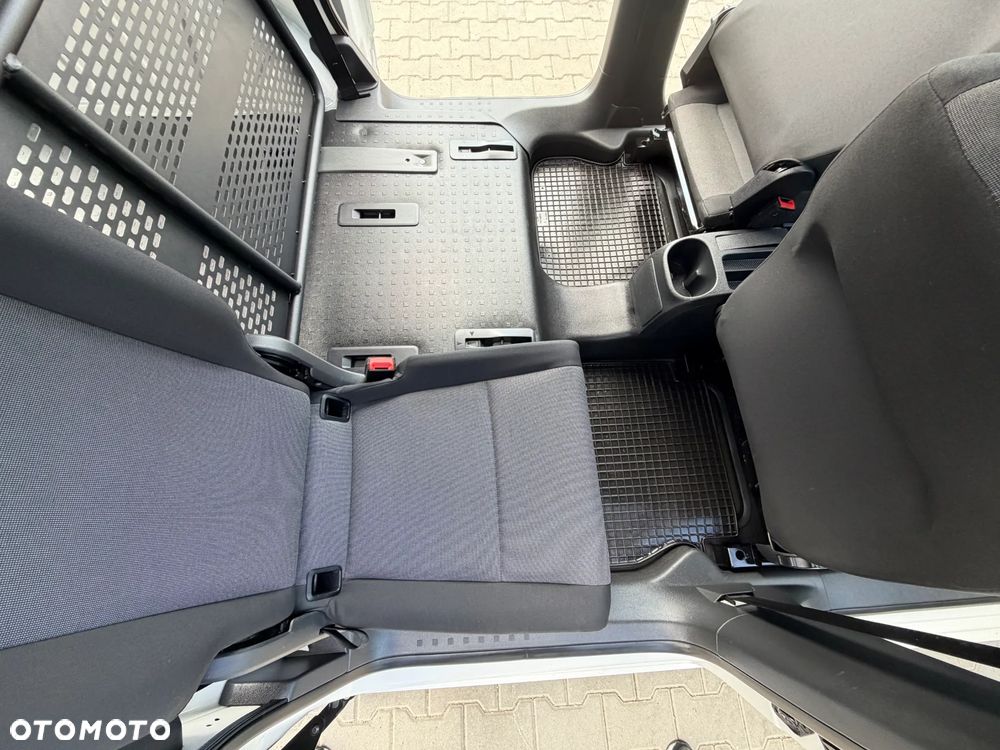 Volkswagen Caddy - 21