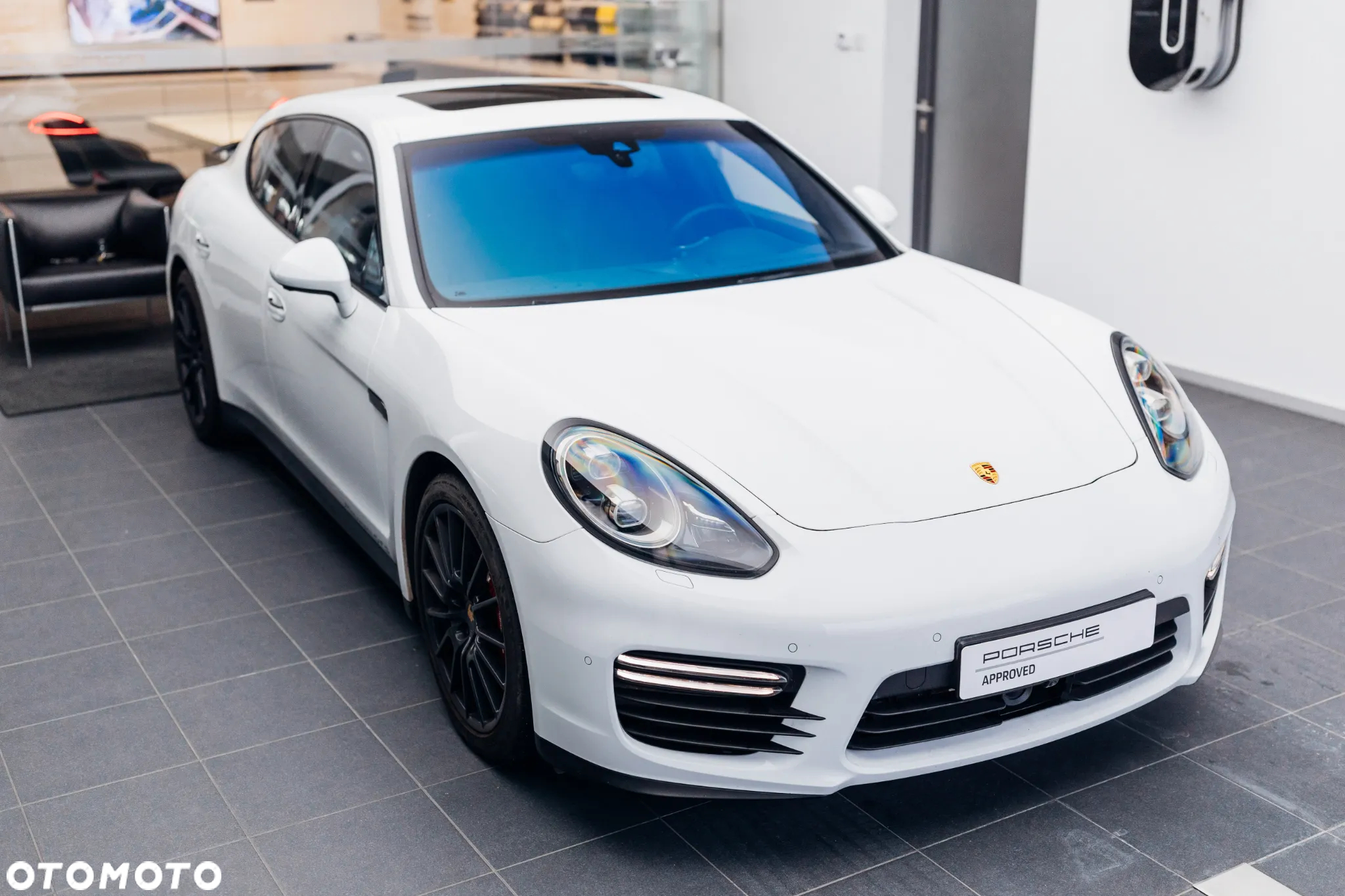 Porsche Panamera GTS - 7