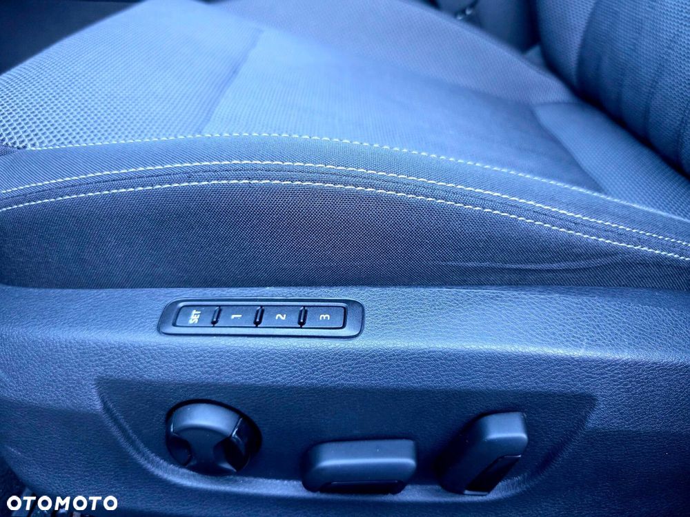 Skoda Superb 2.0 TDI Style DSG - 30