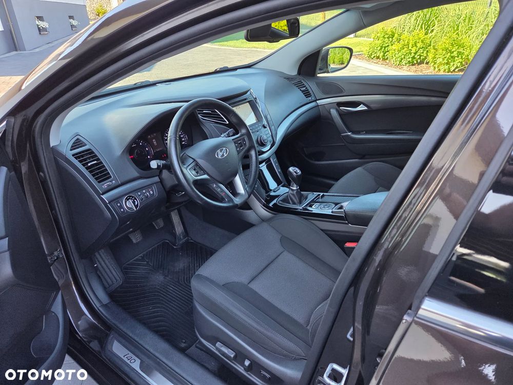 Hyundai i40 Kombi blue 1.7 CRDi Premium - 11