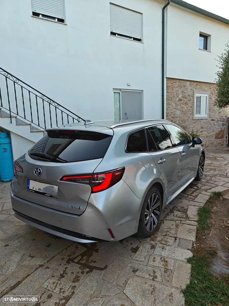Toyota Corolla Touring Sports 1.8 Hybrid Comfort+P.Sport - 3