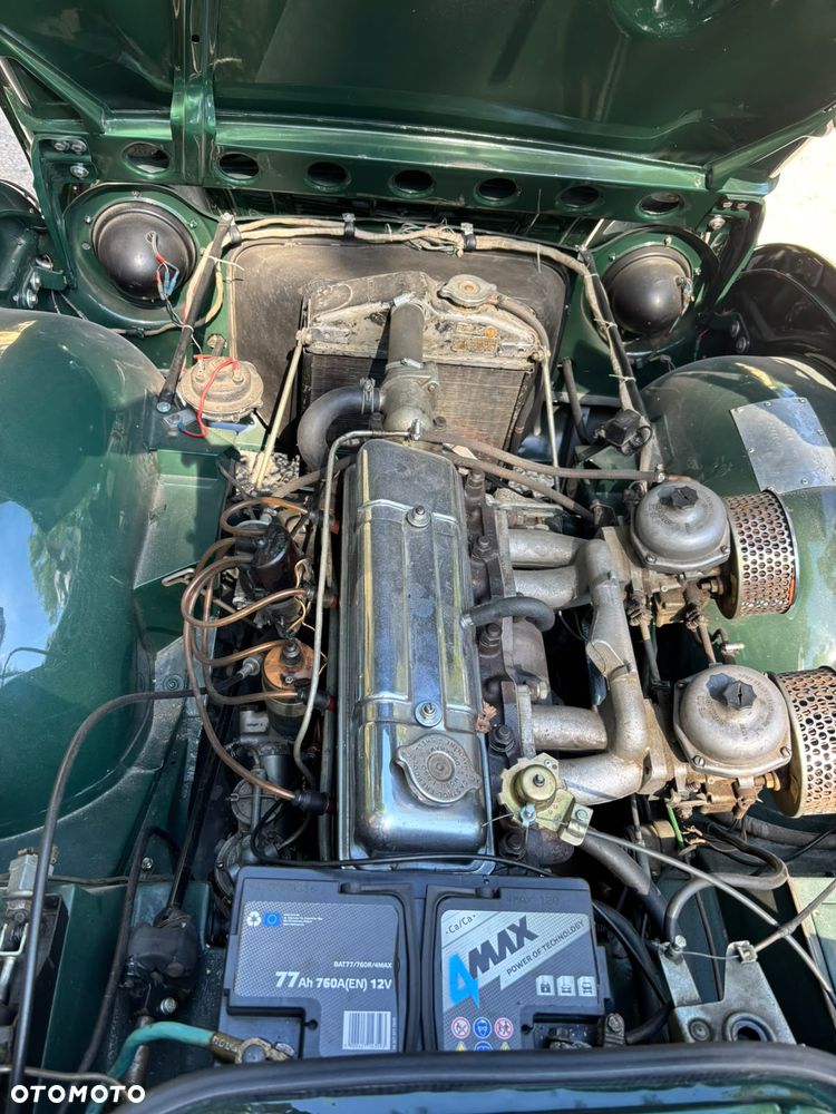 Triumph TR4 - 18