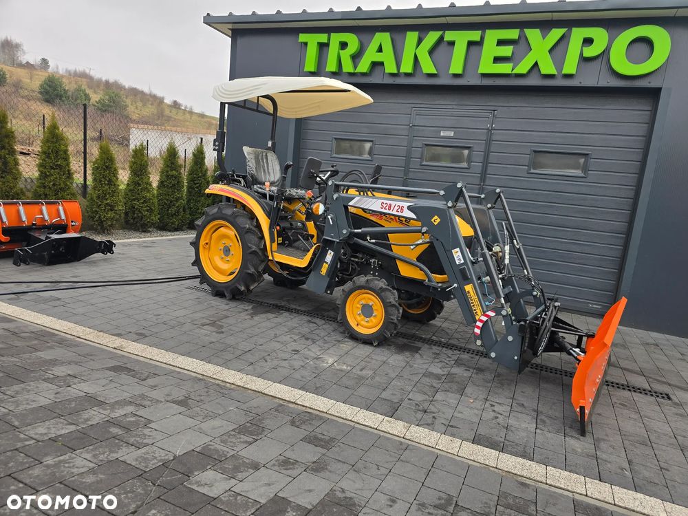 Kubota Force 325 - 4