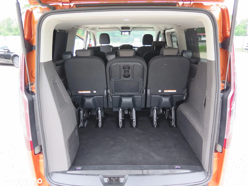Ford Tourneo Custom 2.0 TDCi L2 Titanium SelectShift - 20