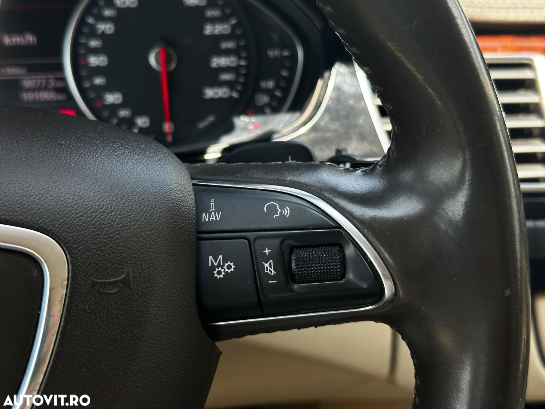 Audi A8 - 21