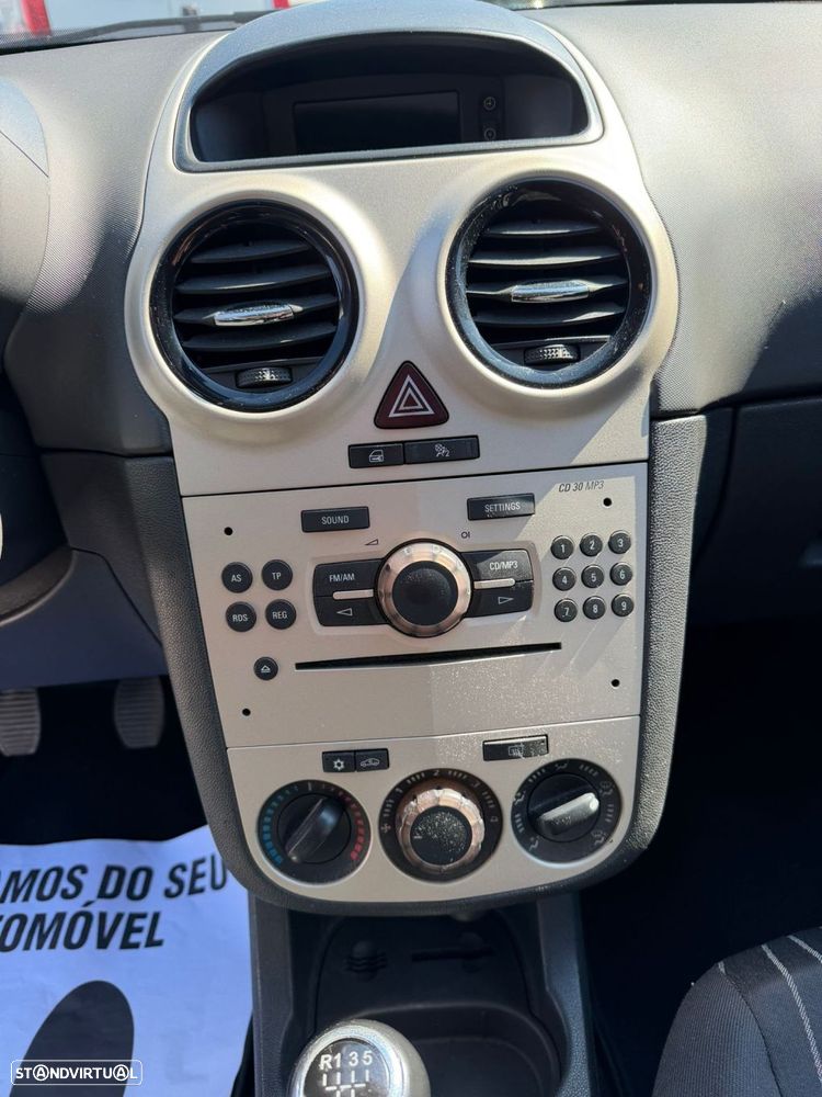 Opel Corsa 1.3 CDTi Enjoy - 30