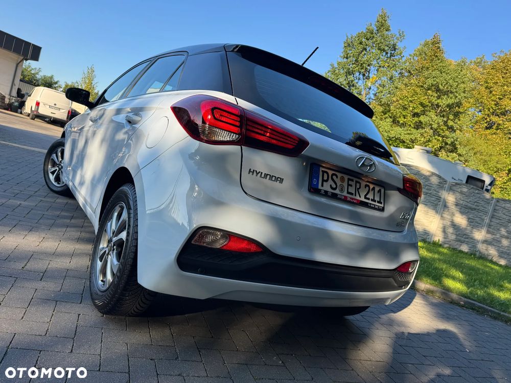 Hyundai i20 - 18
