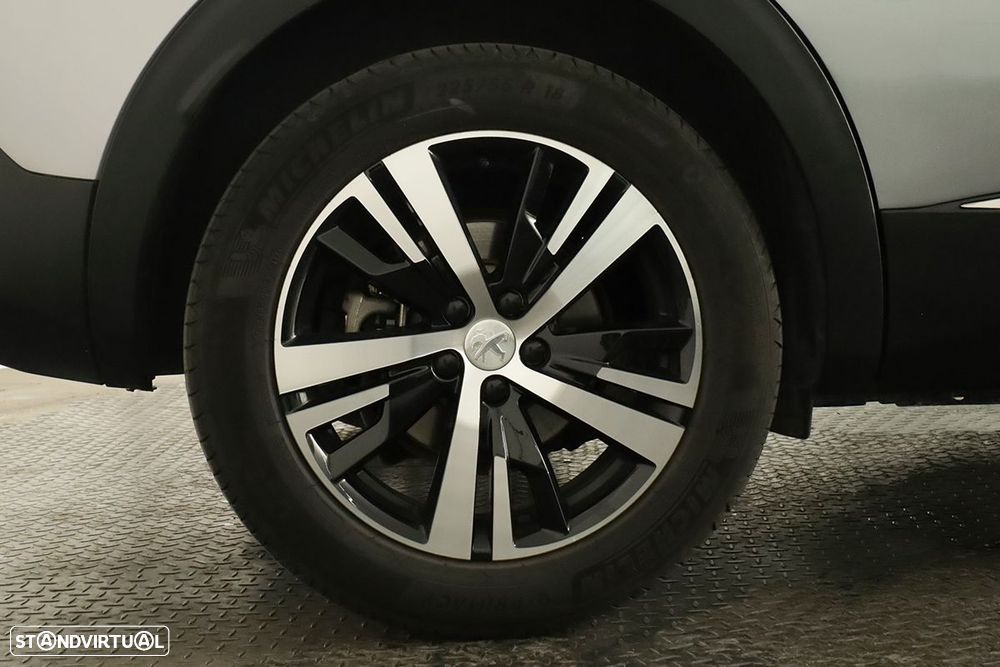 Peugeot 3008 1.2 Hybrid GT e-DCS6 — photo 5