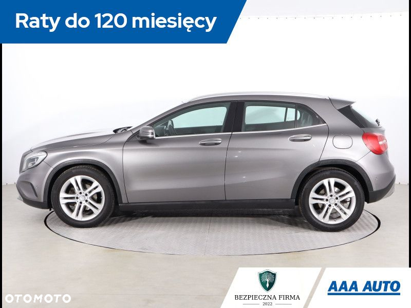 Mercedes-Benz GLA - 3
