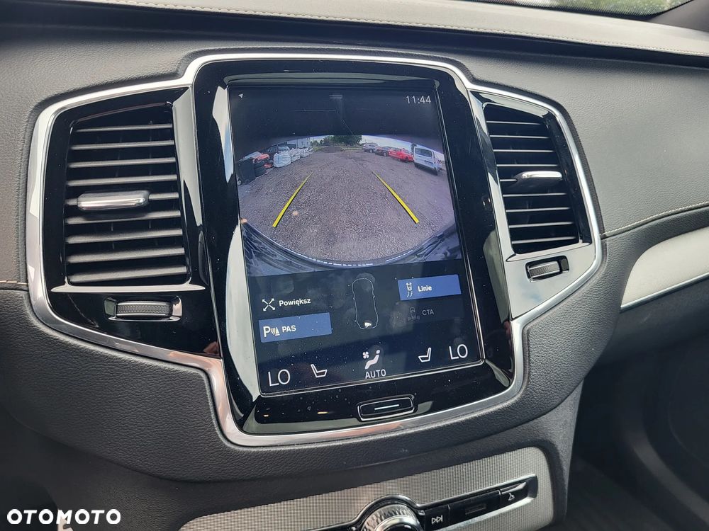 Volvo XC 90 T5 AWD Geartronic RDesign - 16