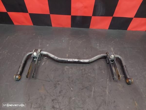 Barra Estabilizadora Traseira/Trás Nissan Cabstar (F24m, F24w) - 1