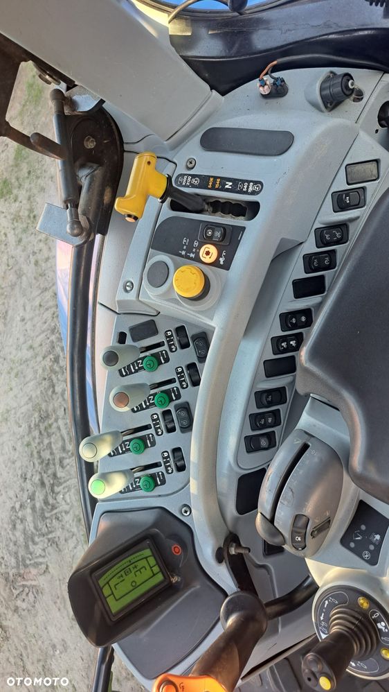 New Holland T6080 - 17