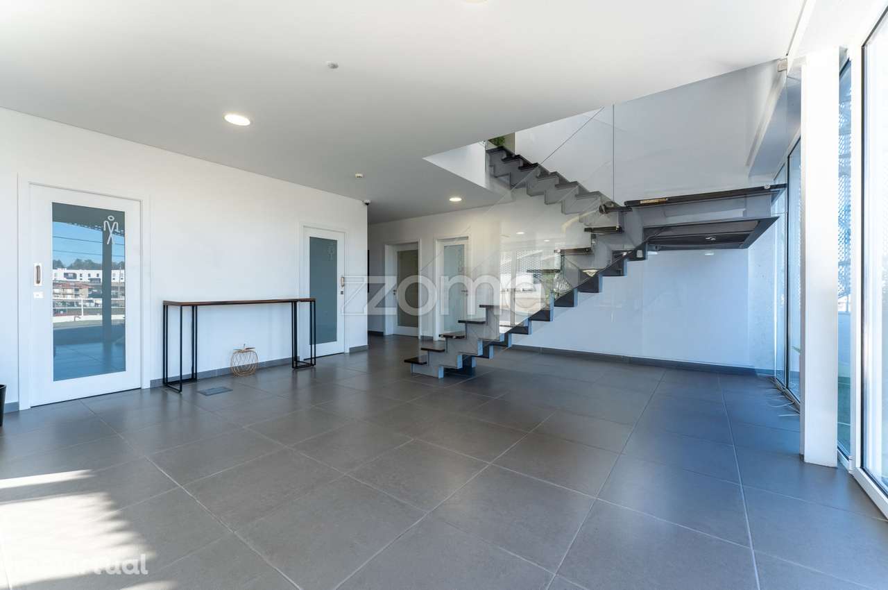 Armazém Industrial Premium | Revinhade – Felgueiras - Grande imagem: 5/60