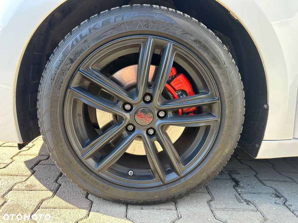 Hyundai i40 2.0 Premium - 12