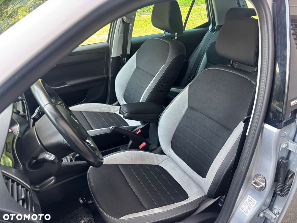 Skoda Fabia 1.0 MPI Joy - 16