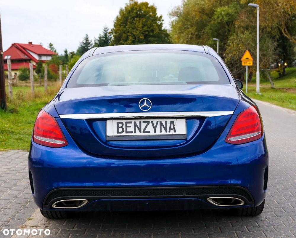 Mercedes-Benz Klasa C 180 AMG Line - 21