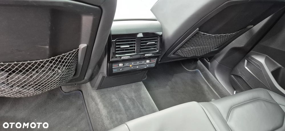 Volkswagen Touareg 3.0 V6 TFSI Plug-In Hybrid 4Mot R - 9