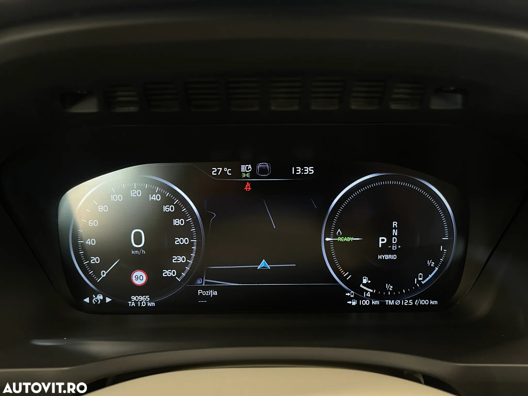 Volvo XC 90 T8 eAWD Momentum Pro - 28