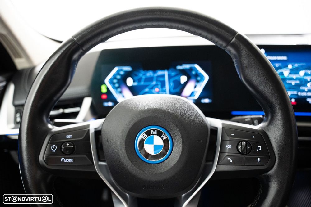 BMW iX1 xDrive30 xLine - 18