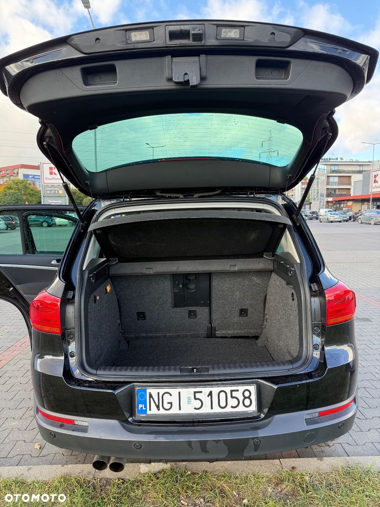 Volkswagen Tiguan 1.4 TSI BlueMotion Technology Lounge Sport & Style - 11
