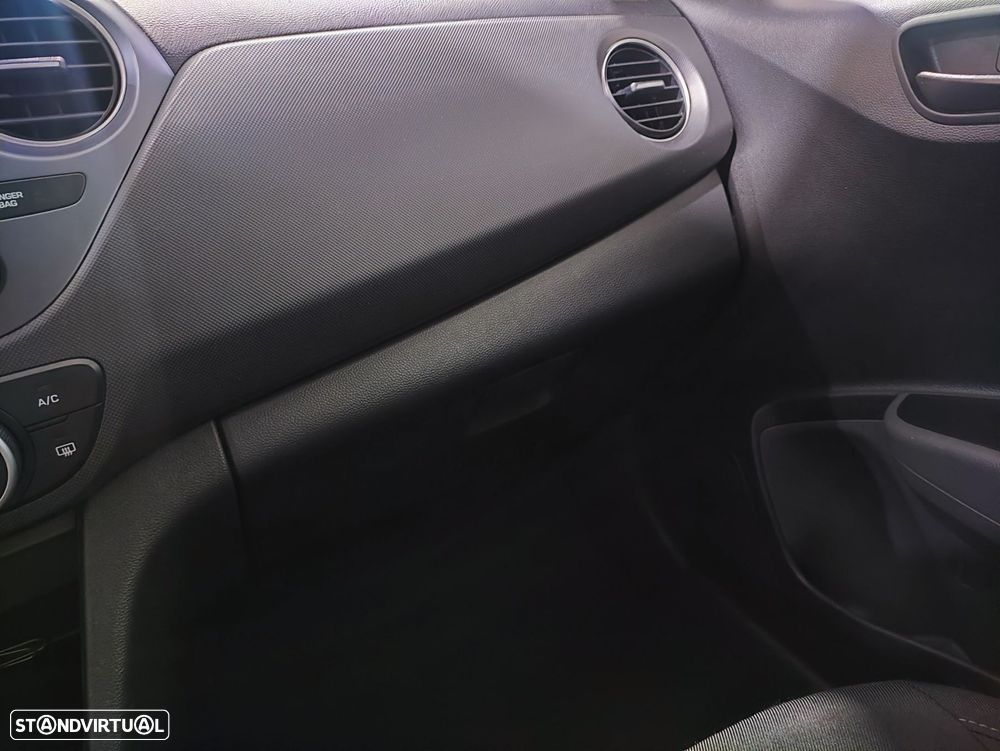 Hyundai i10 1.0 Comfort - 21