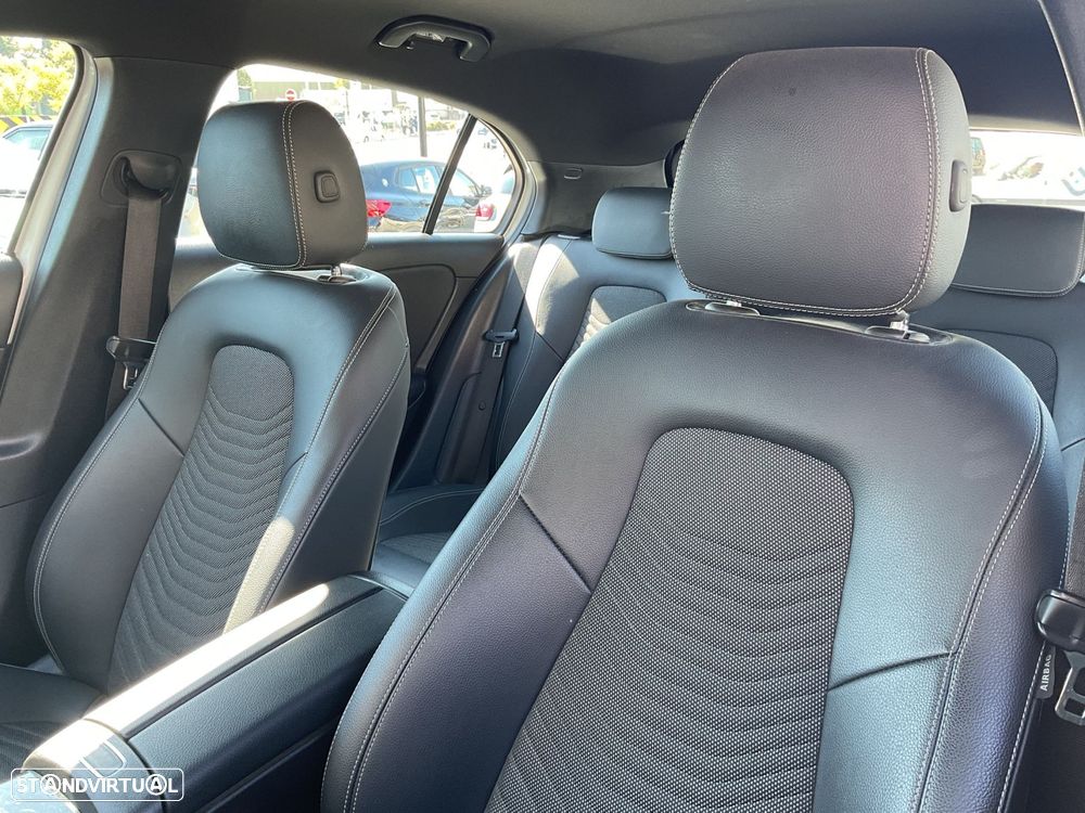 Mercedes-Benz A 250 e Style Plus - 25