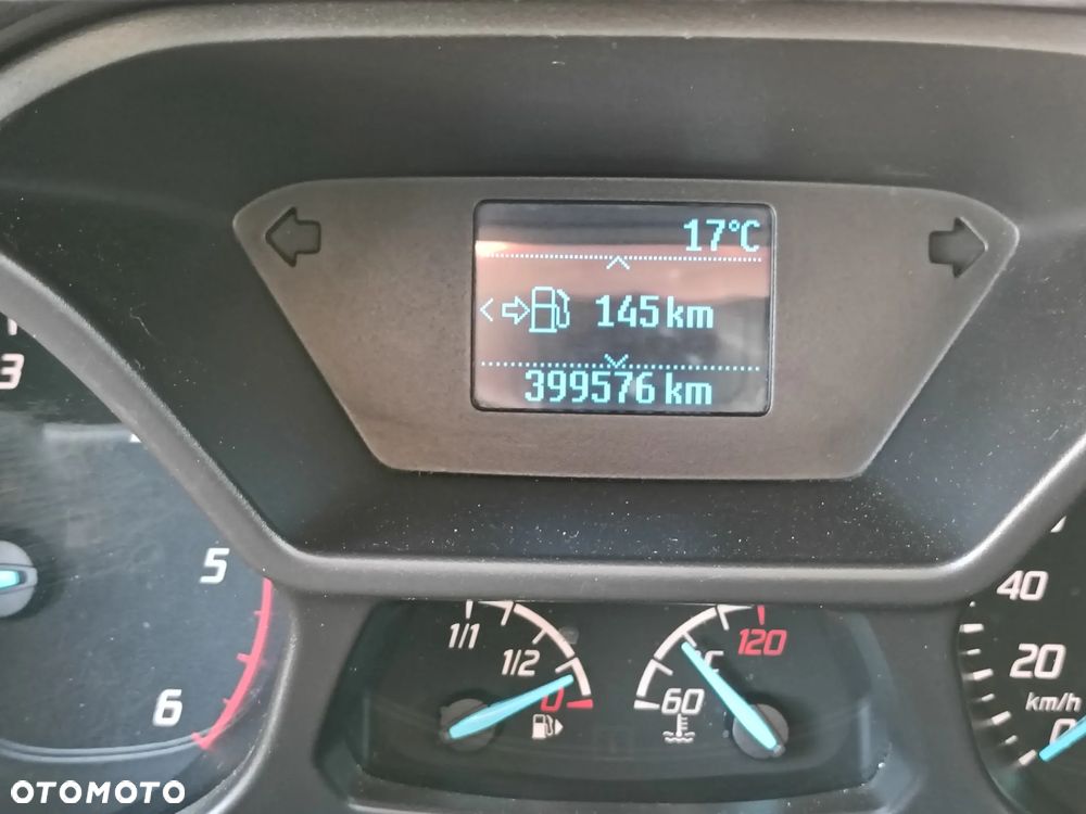 Ford Transit Connect - 16